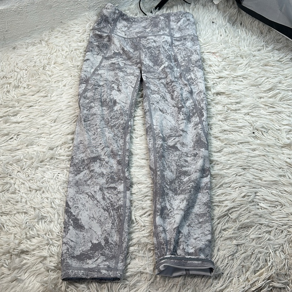 Lululemon Time To Sweat Crop 23"
